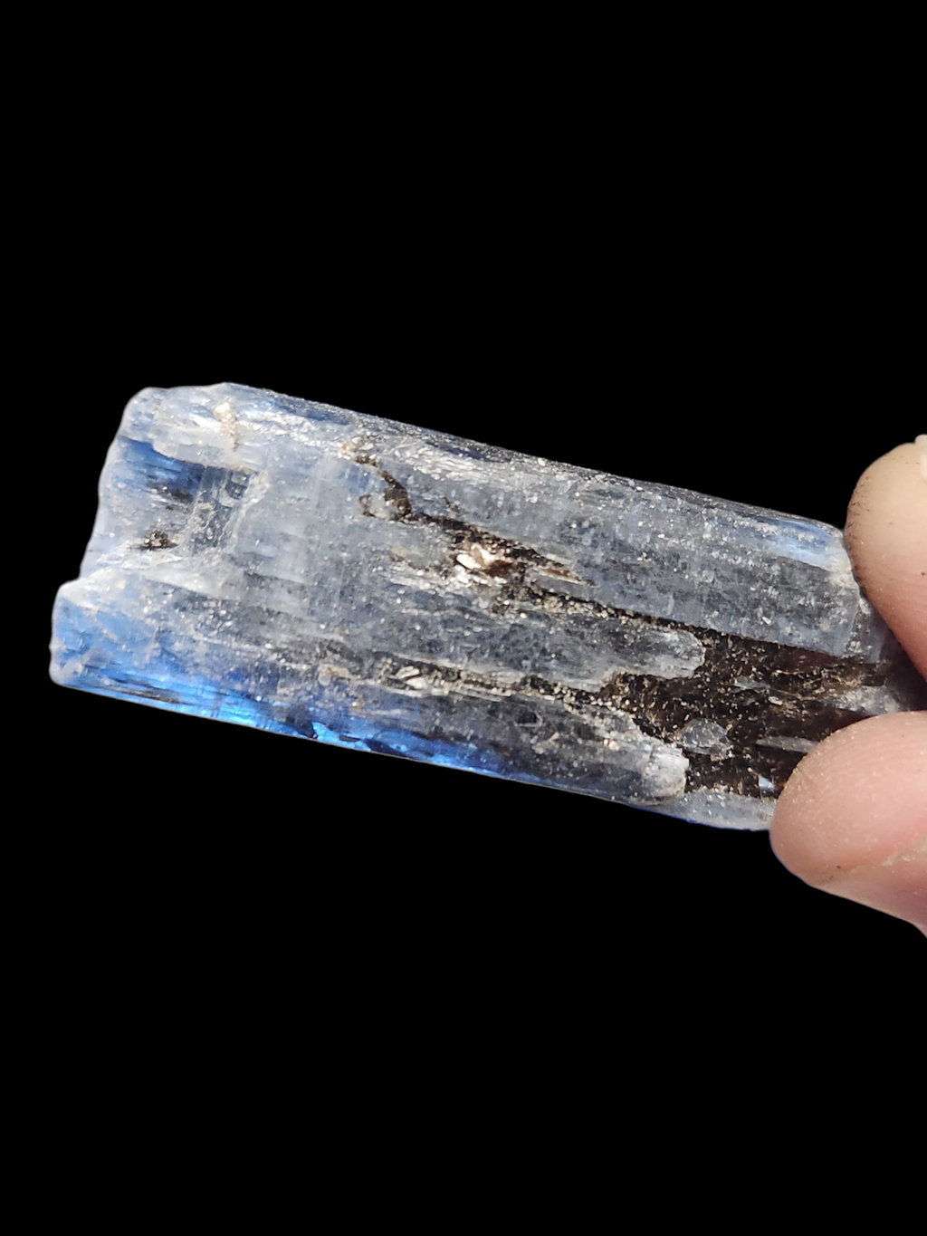 Nigerian kyanite