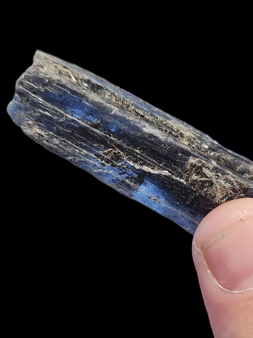 Nigerian kyanite
