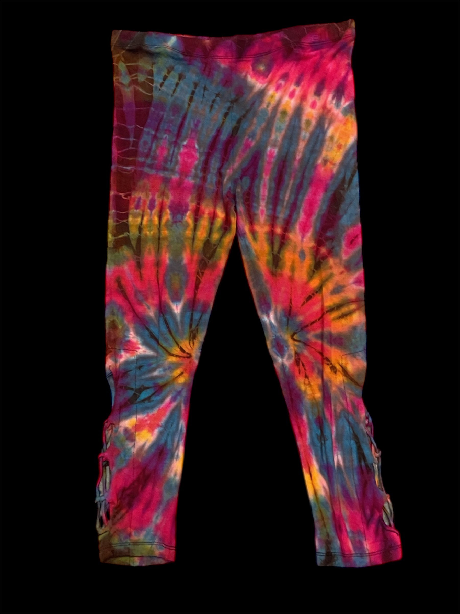 Tie-dyed capris leggings w/ slits