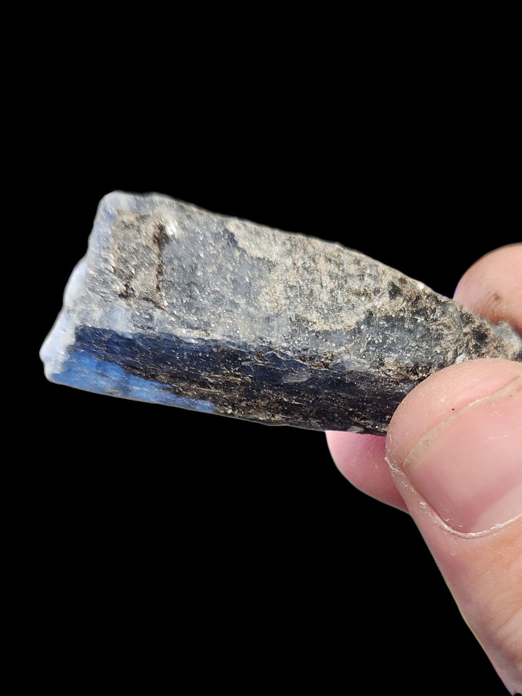 Nigerian kyanite